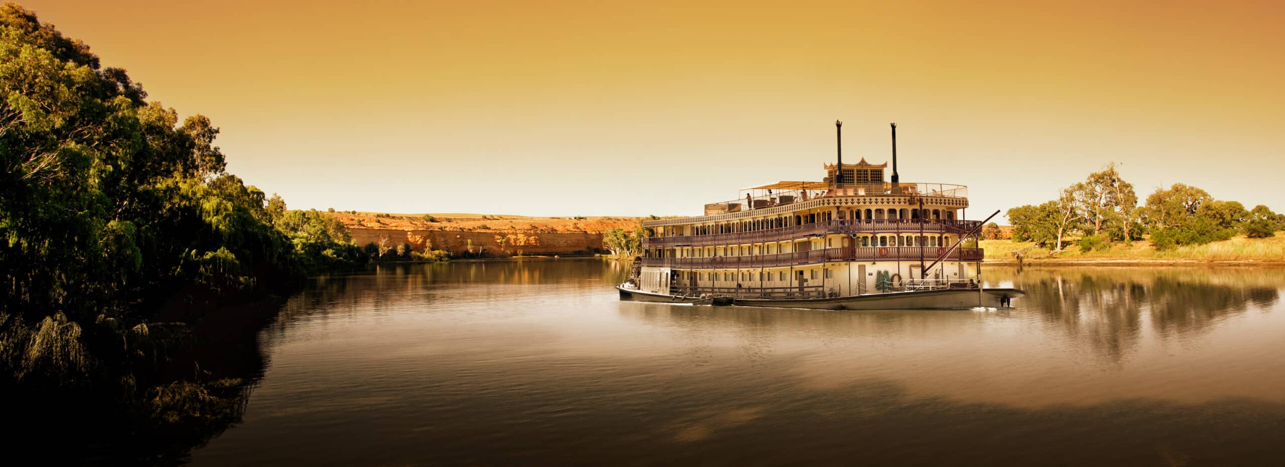 See the wonders of Murray River, Adelaide and Kangaroo Island