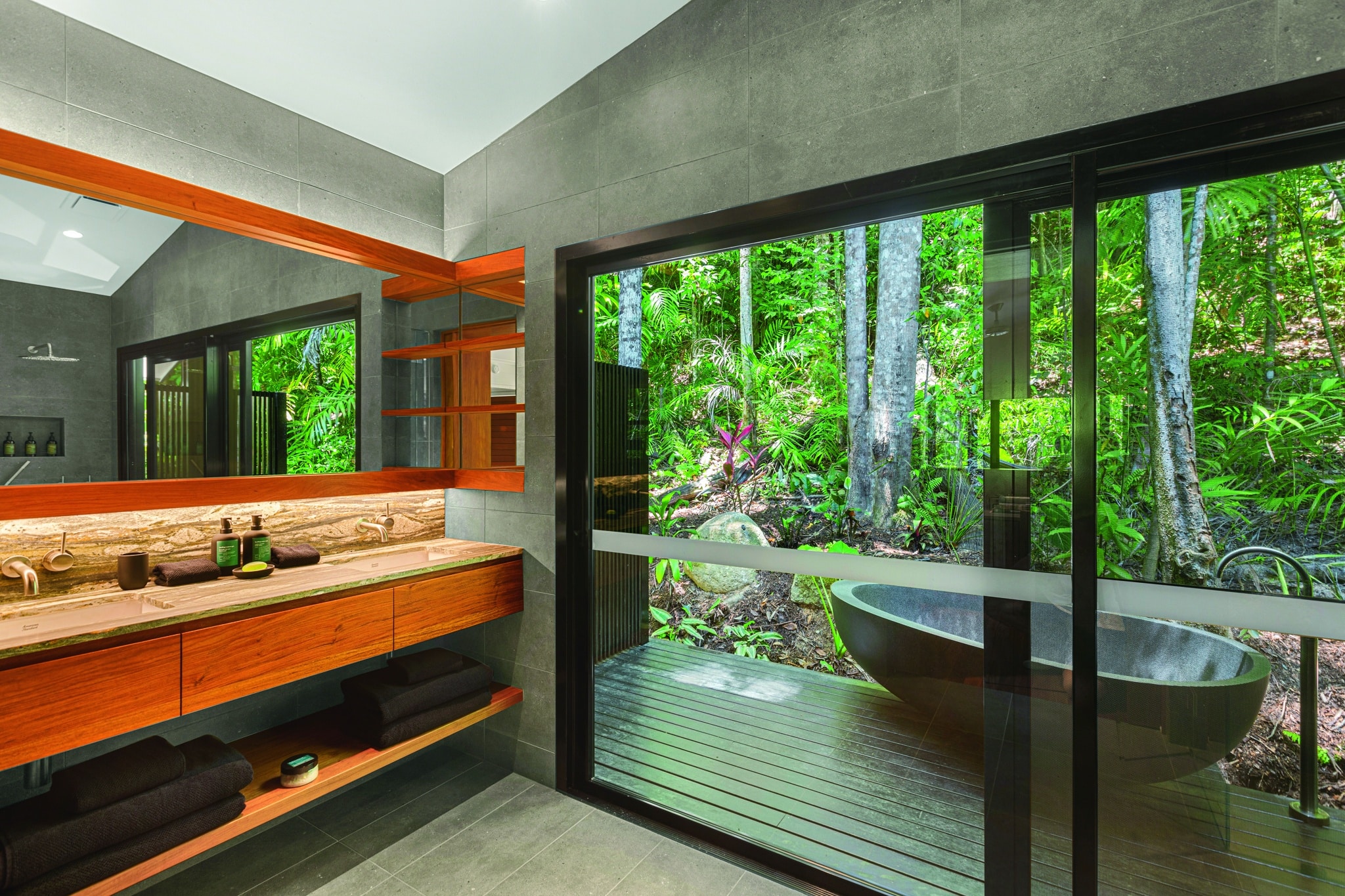 Billabong Suite Bathroom