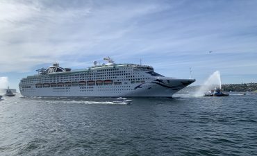 Pacific Explorer leads triumphant cruise ship return to Sydney...and Australia