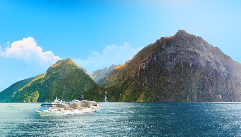Norwegian Cruise Line celebrates six months till the arrival of Norwegian Spirit