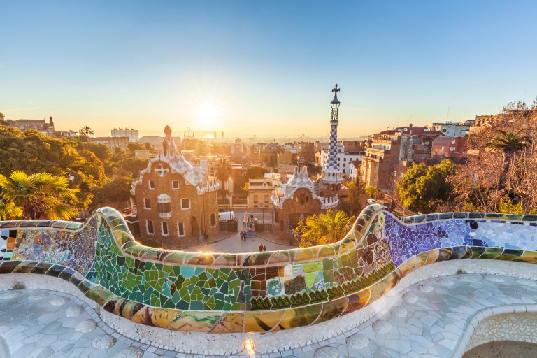 Sail the world's five oceans onboard regal Queen Elizabeth from $183 per person per night, saving up to $3000 per couple*