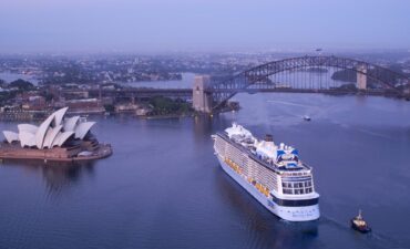 ovation of the seas - cruise in sydney cruise passenger