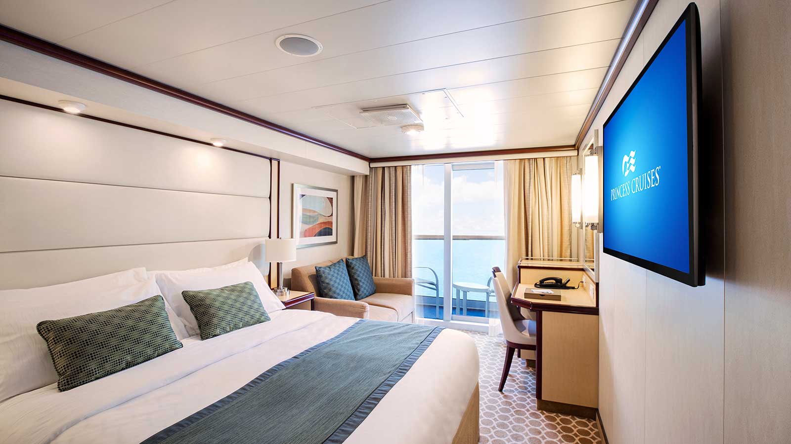 royal class deluxe balcony 1600