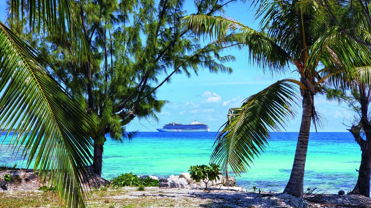 OC O Marina South Pacific Rangiroa