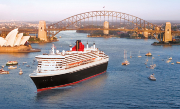 Cunard's Queen Elizabeth in Sydney