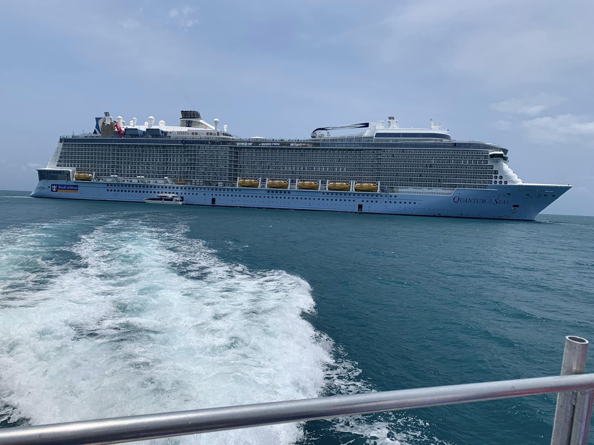 Big Ship dilemma as 4000 face queues to board in Cairns - Cruise Passenger