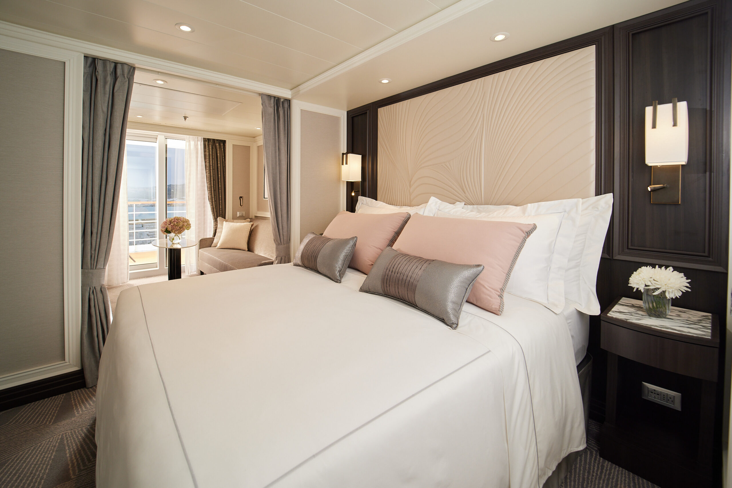 The deluxe suite on the Seven Seas Grandeur