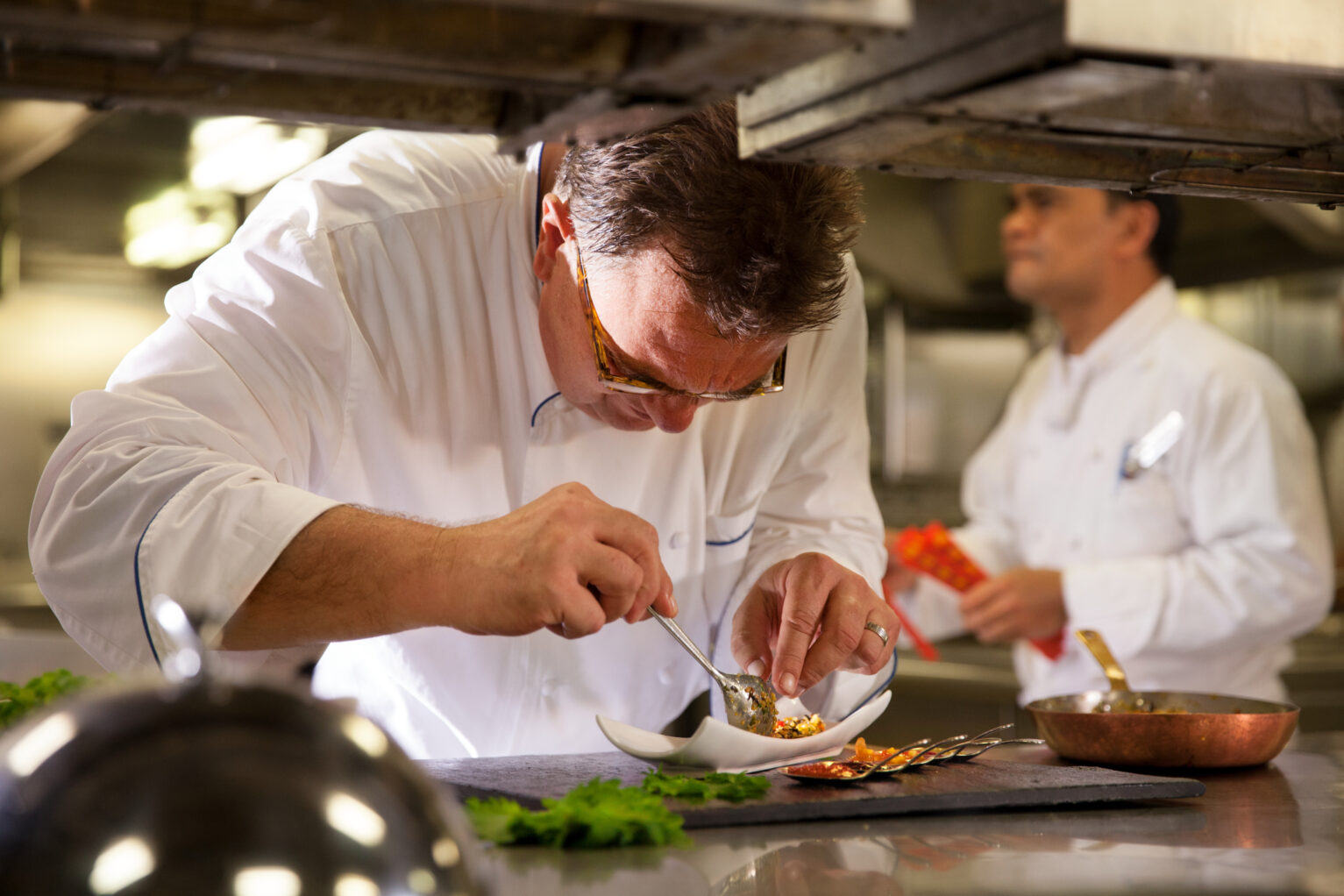 Savour the culinary excellence of S.A.L.T. experience onboard Silversea vessels. 