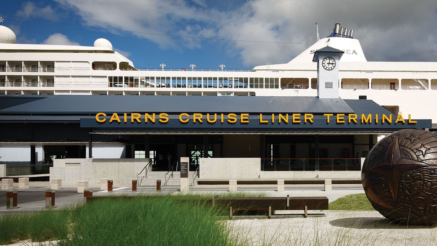  Cairns Cruise Liner Terminal
