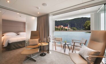 Evergreen Cruises one-bedroom suite