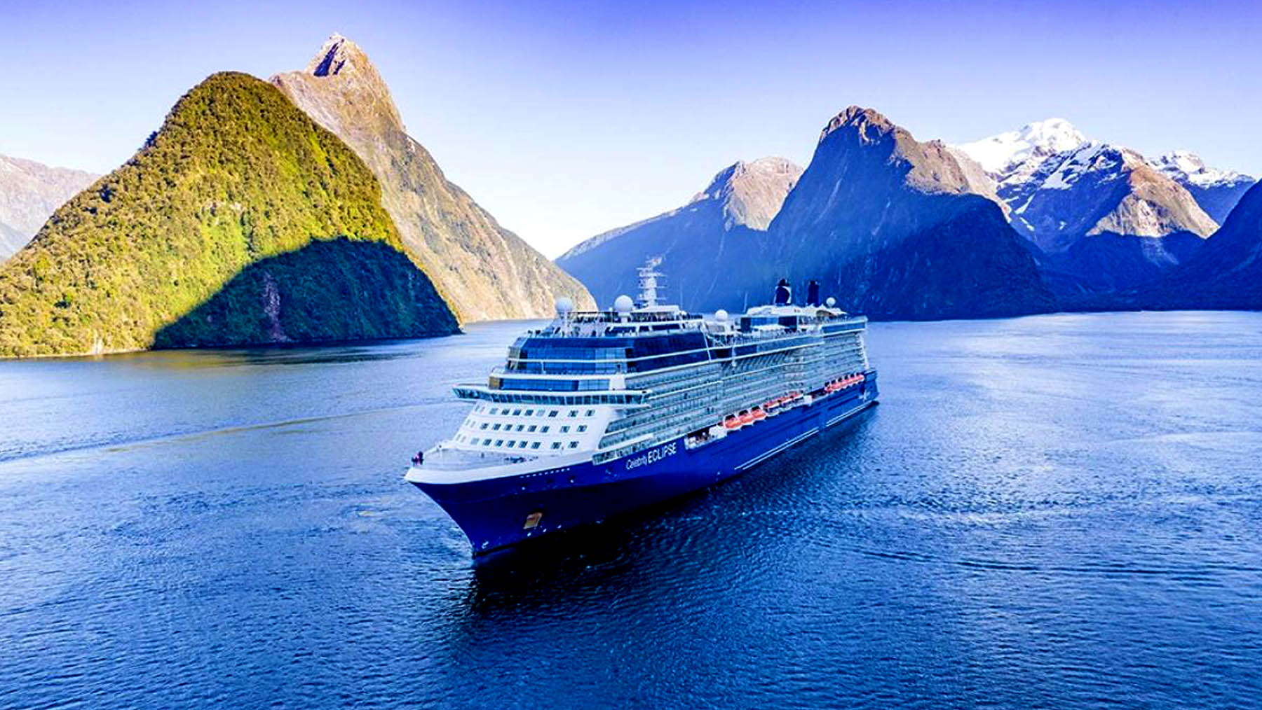 Passengers of Celebrity Cruise Line visit New Zealand via last minute deals.