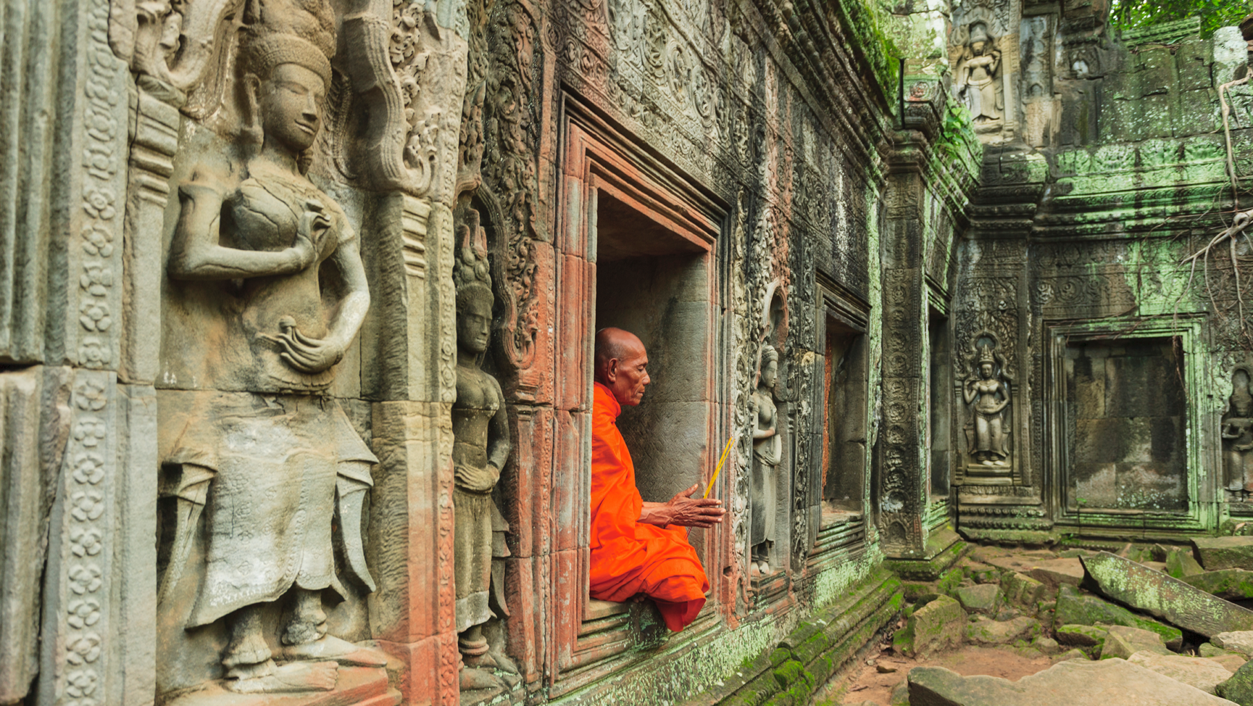 A buddhist monk in Angkor Wat