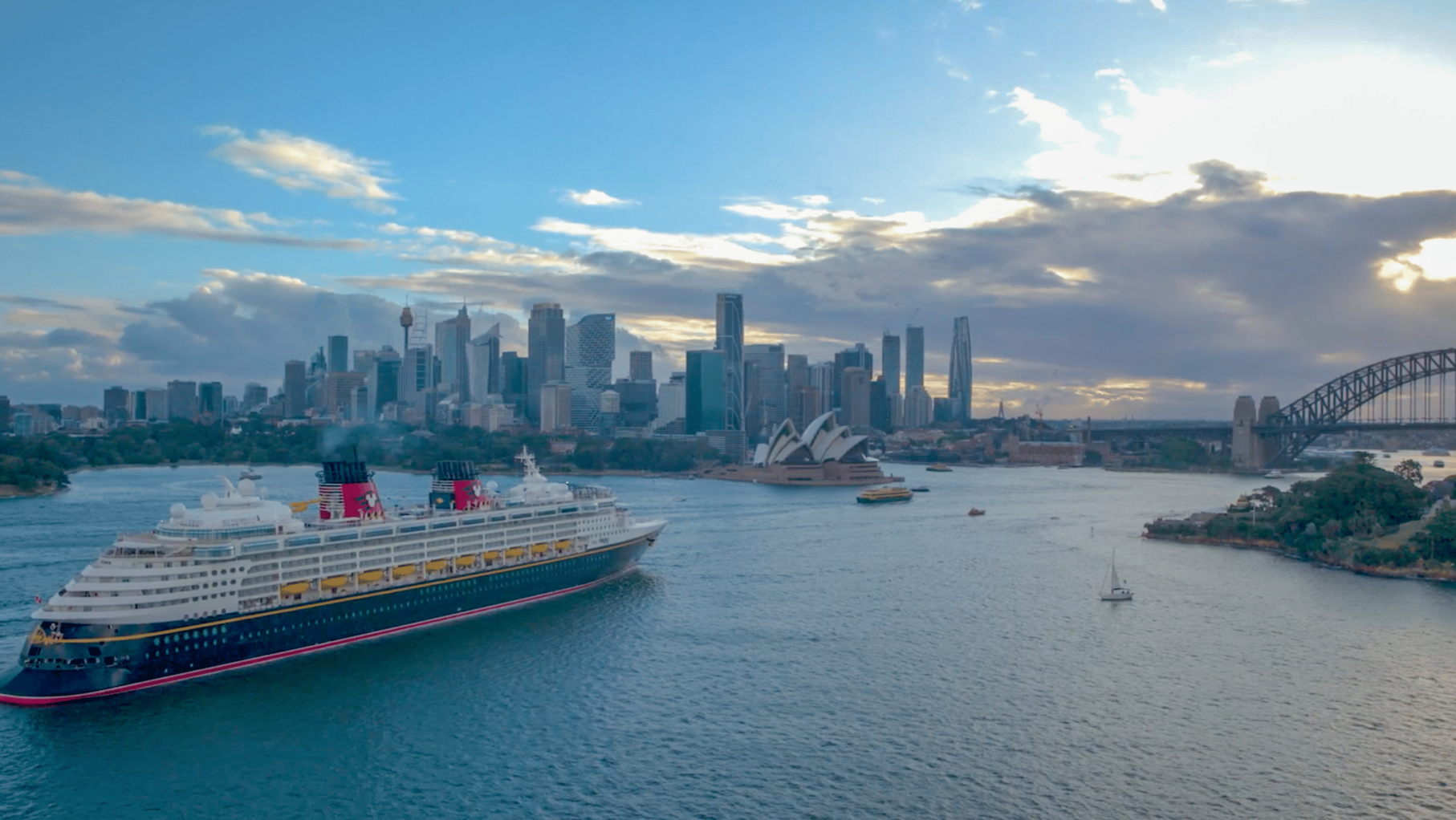 Disney Wonder Disney Cruise Line's 2025/26 season