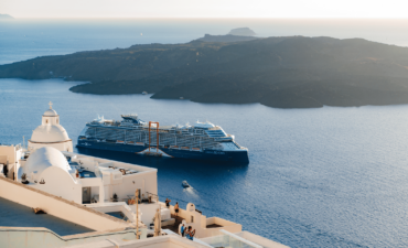 Greece looks to reduce cruise ship visits in popular destinations