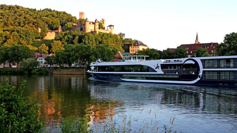 year-ender river cruises from Avalon Waterways offer best-value rates for Aussie travellers.