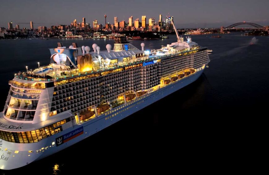 Royal Caribbean offers Christmas cruising from Australia deals in time for the upcoming holidays.