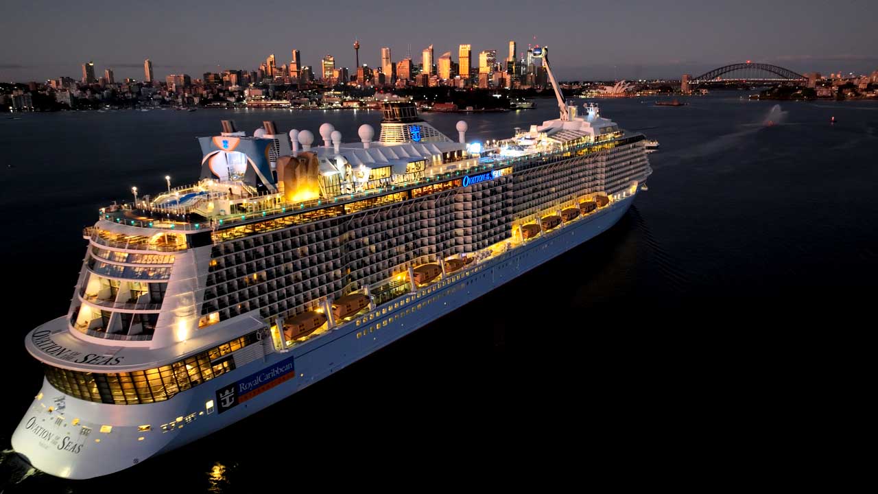 Royal Caribbean offers Christmas cruising from Australia deals in time for the upcoming holidays.