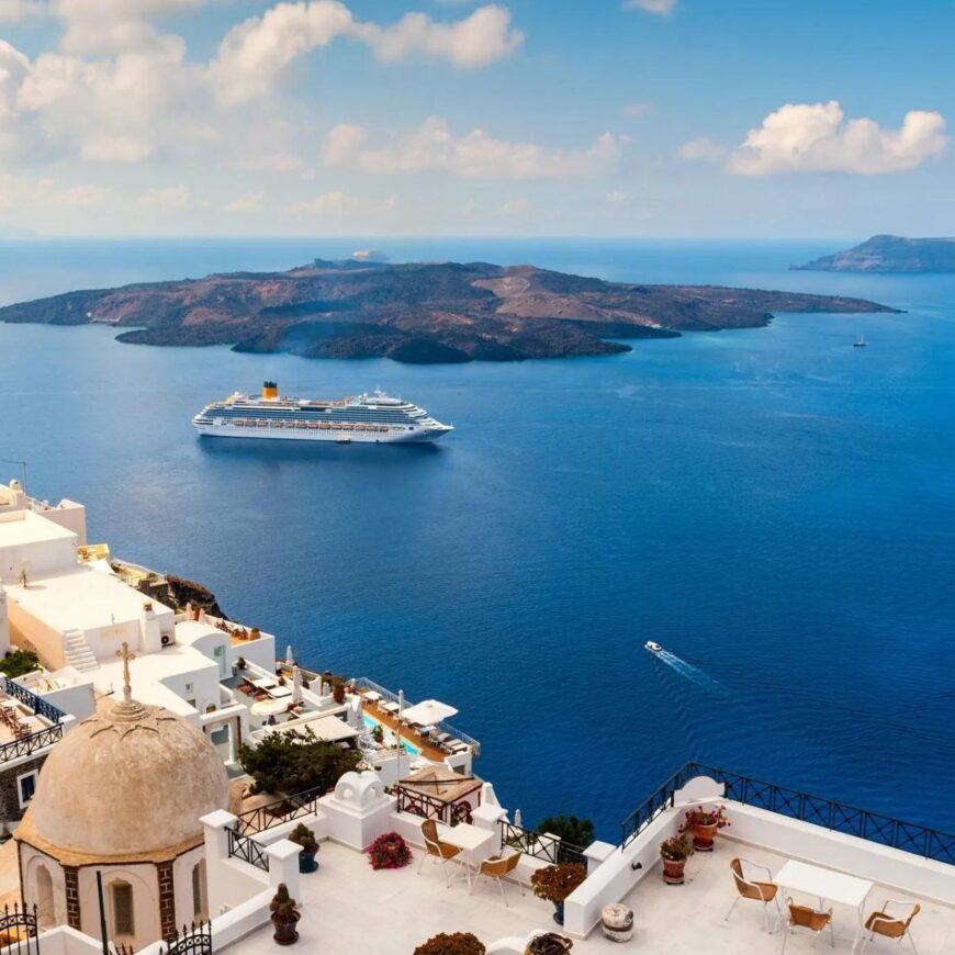 Cruise ship in Mykonos