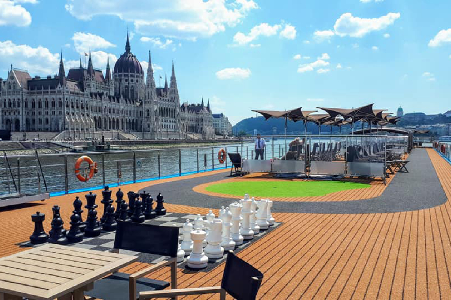 HU Budapest DaytimebackdroponSunDeck RF