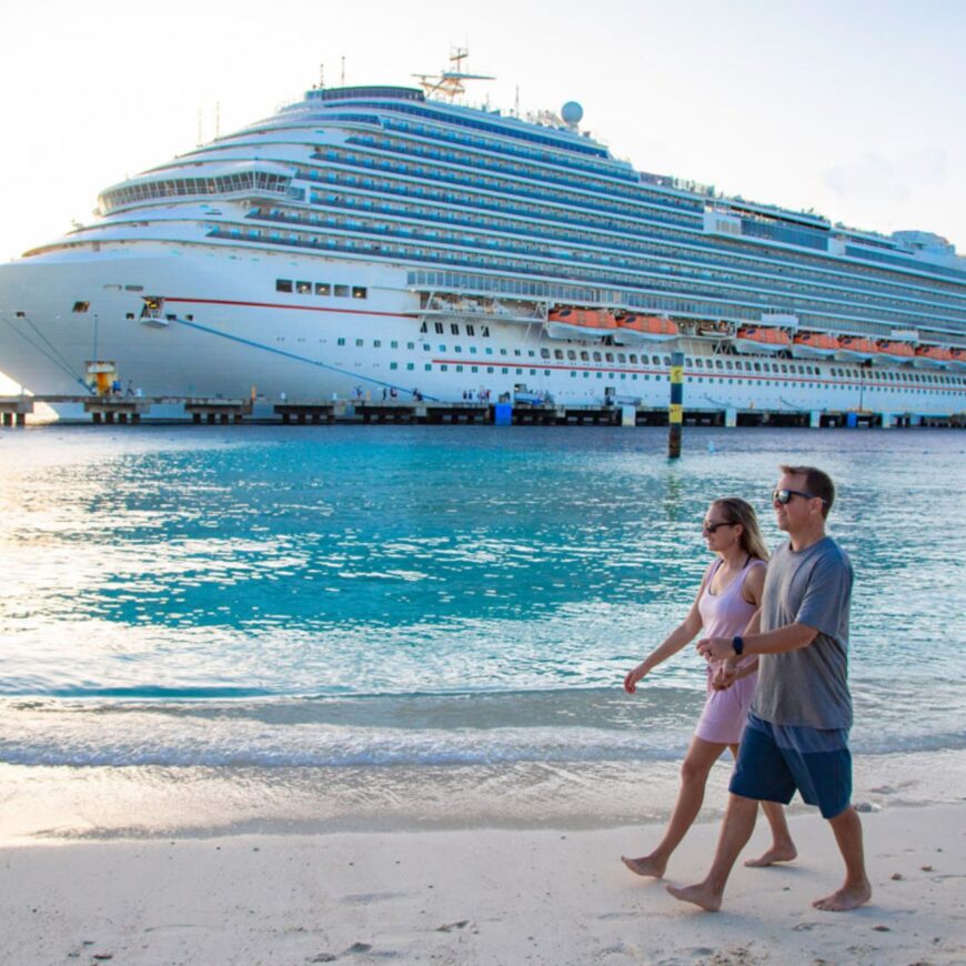 Should cruisers take up credit card travel insurance? Couple with a cruise ship