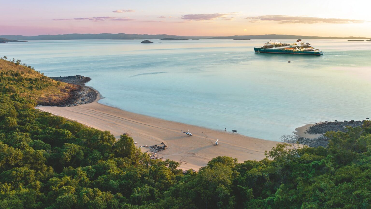 Seabourn Venture in the Kimberley