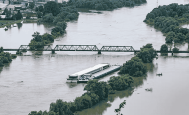 Flooding on the Danube in 2024 has paralysed shipping and tourist traffic (Photo: German Consulate Chicago)