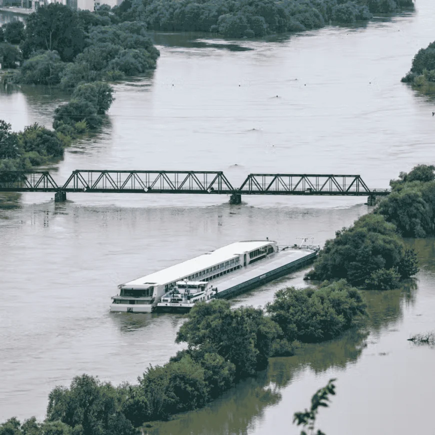 Flooding on the Danube in 2024 has paralysed shipping and tourist traffic (Photo: German Consulate Chicago)