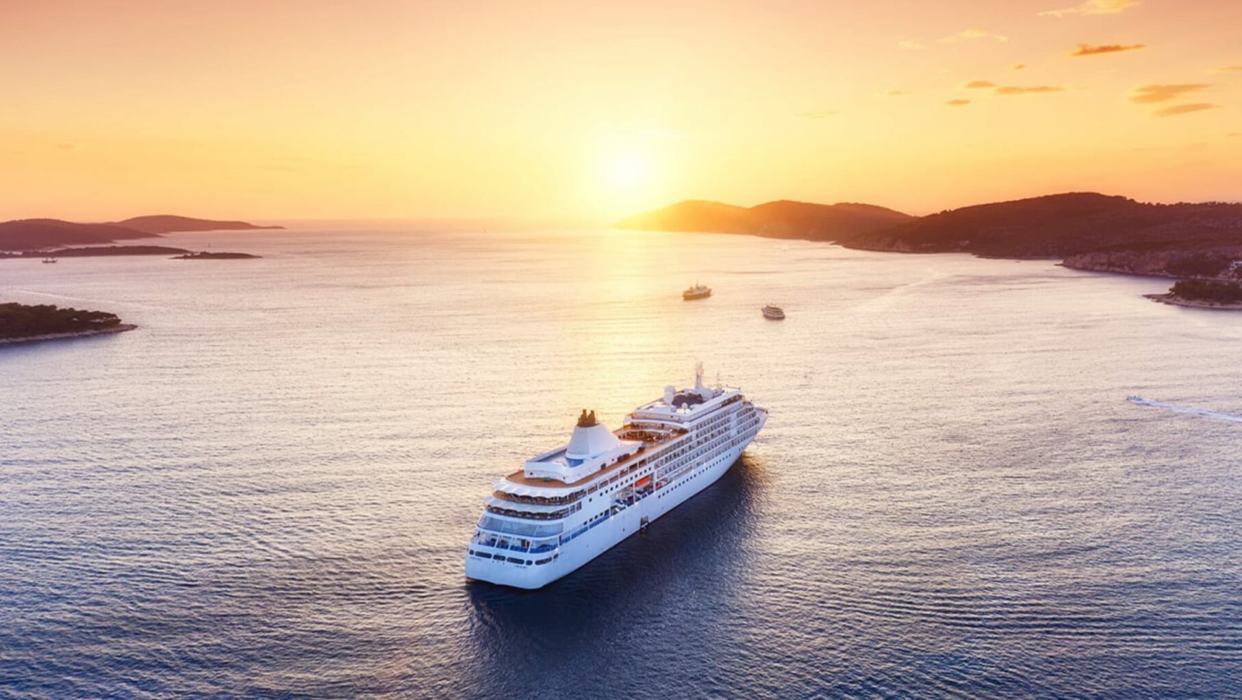 ultimate world cruise sunset