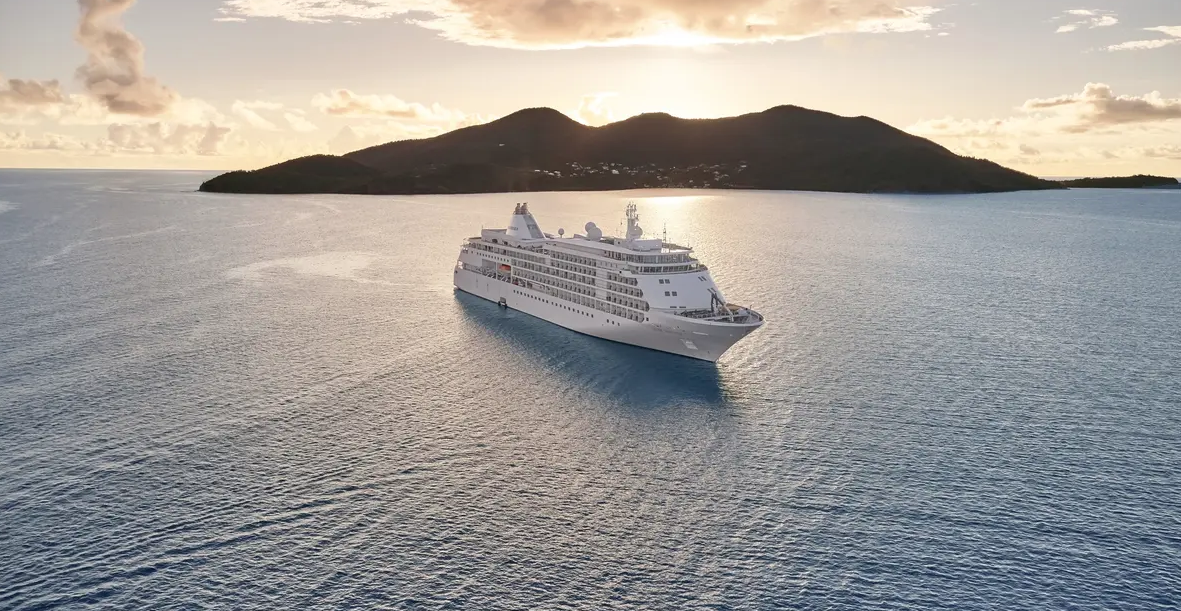 Silversea in Tahiti