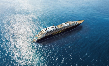 Ritz Carlton Luminara yacht