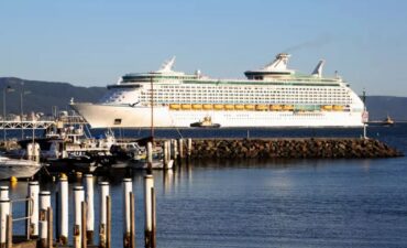 Cruise ship in Wollongong.