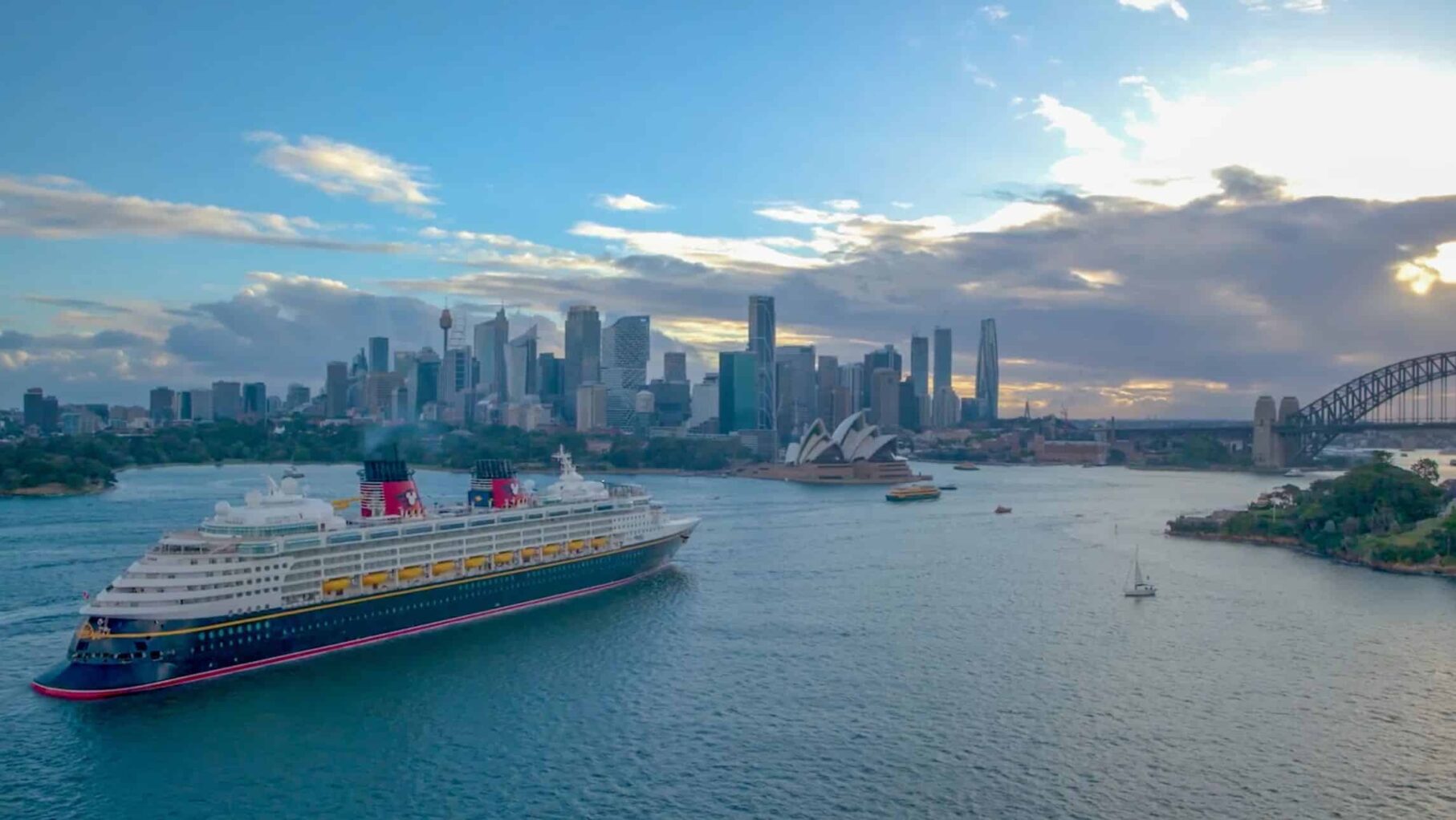 Disney Wonder in Sydney with the Opera House and the Harbour Bridge