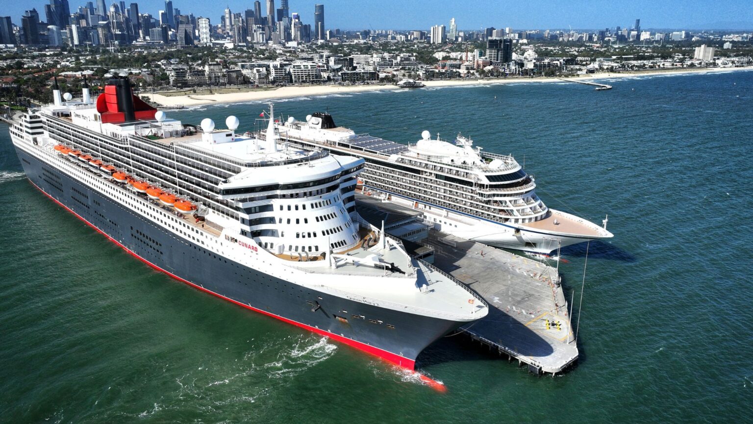 cruise ship in melbourne