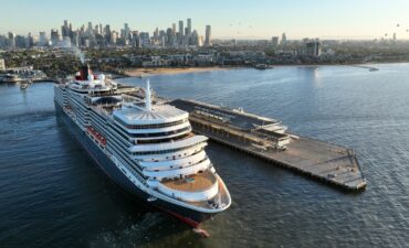 ship in melbourne port