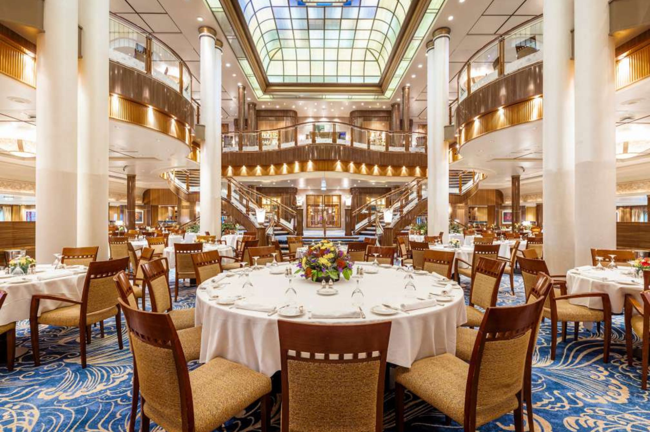 The Britannia Restaurant Queen Mary 2 The Britannia restaurant aboard Queen Mary 2
