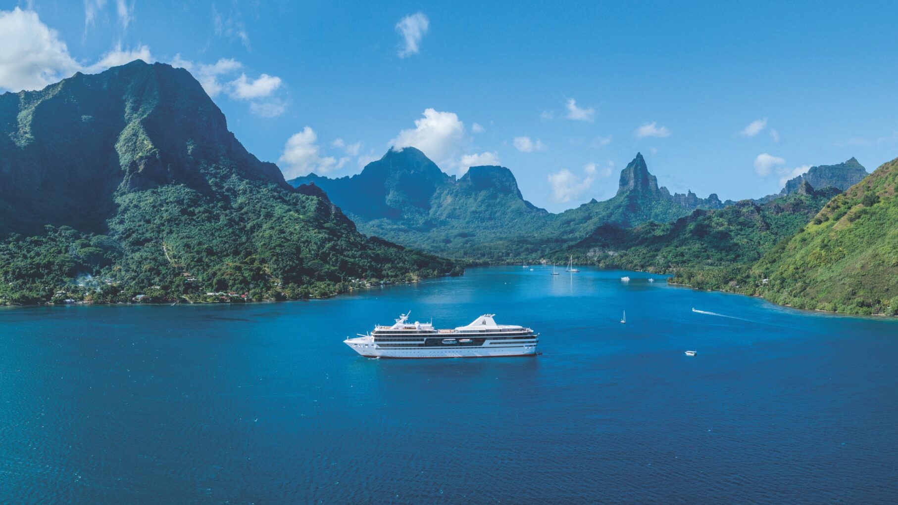 A Paul Gaugin cruise ship cruising in Moorea