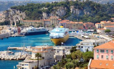 cruise ship in nice