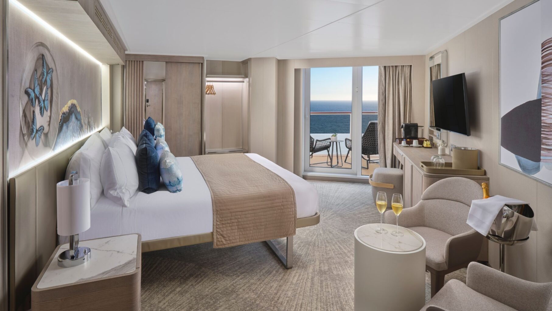 Norwegian Prima & Viva Penthouse with Large Balcony