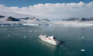 Antarctica Silver Cloud