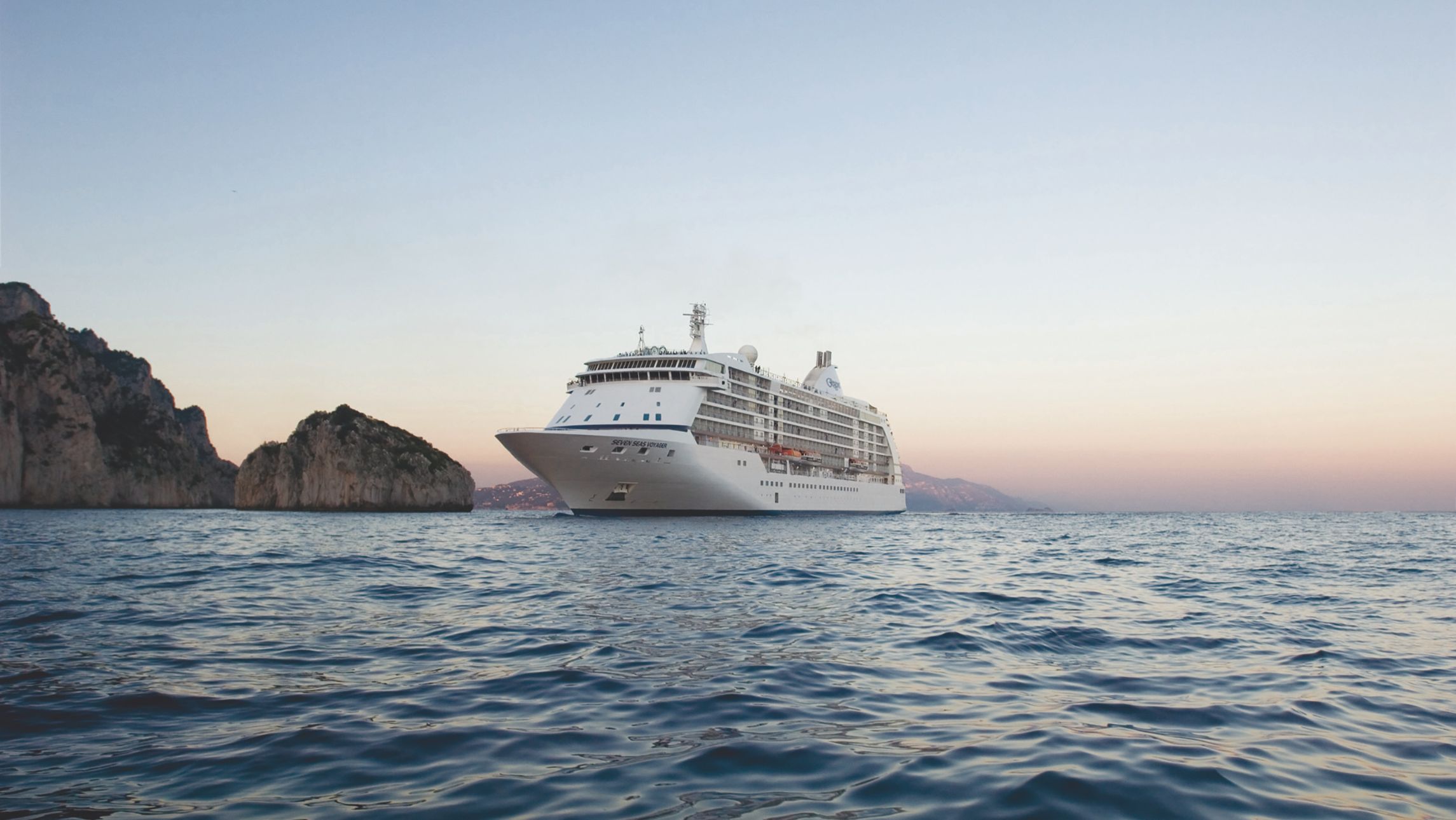 Seven Seas Voyager in Capri