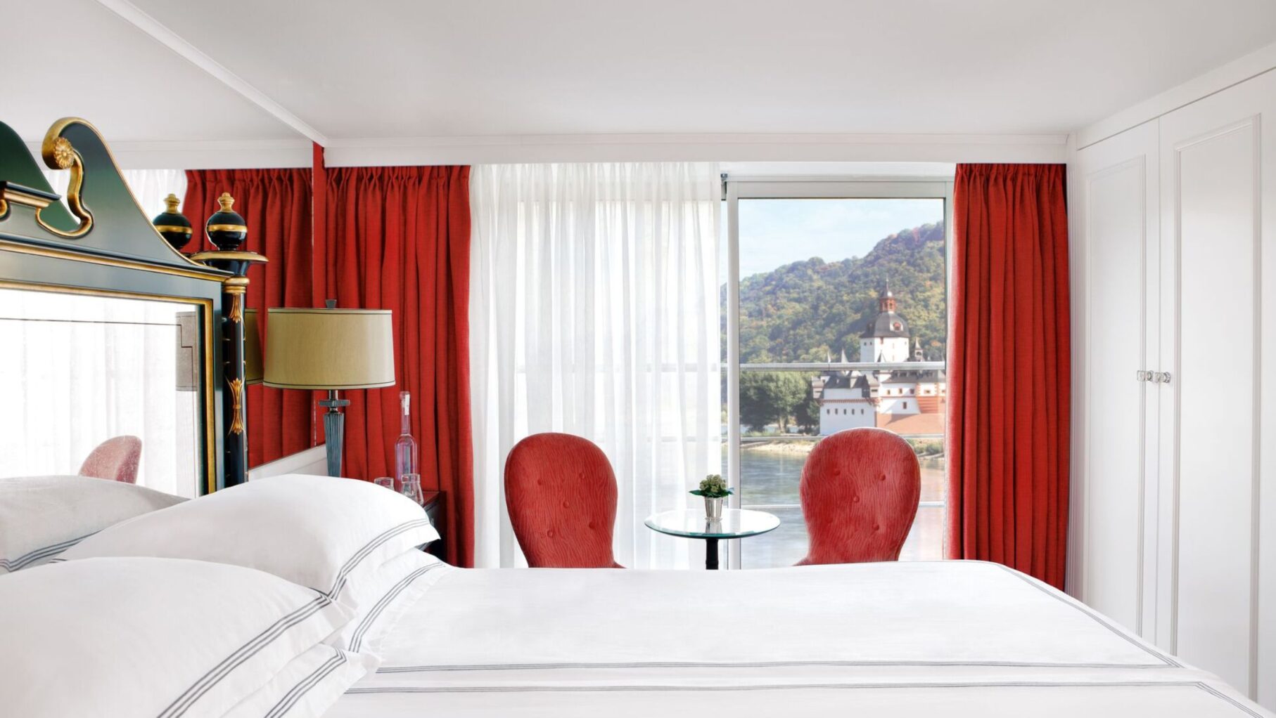 Trafalgar Reverie room