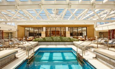 Viking Venus pool
