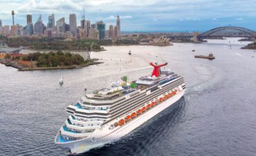 carnival splendor in sydney