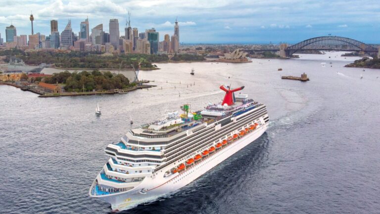carnival splendor in sydney