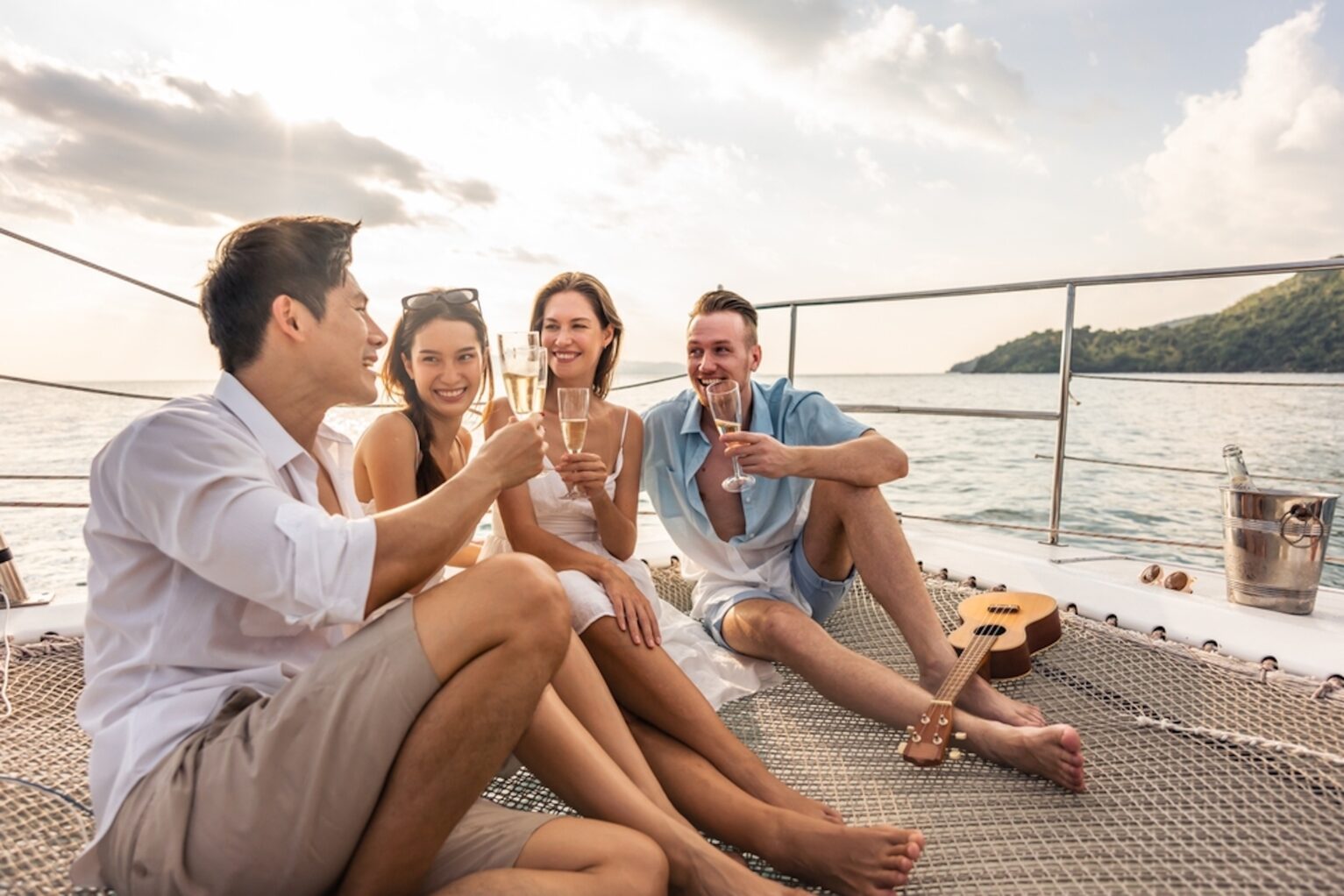 Dating on a cruise ship