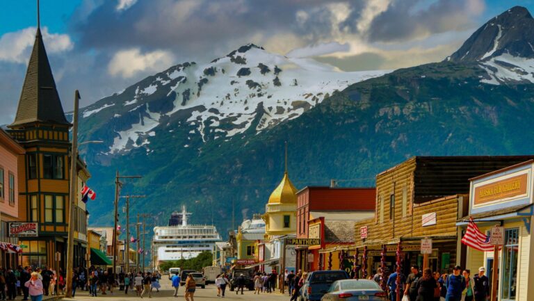 skagsway cruise visitors