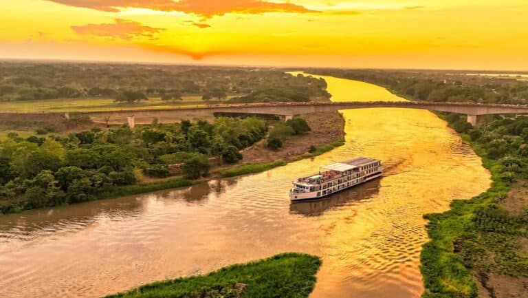 AmaMagdalena on the Magdalena River, Colombia