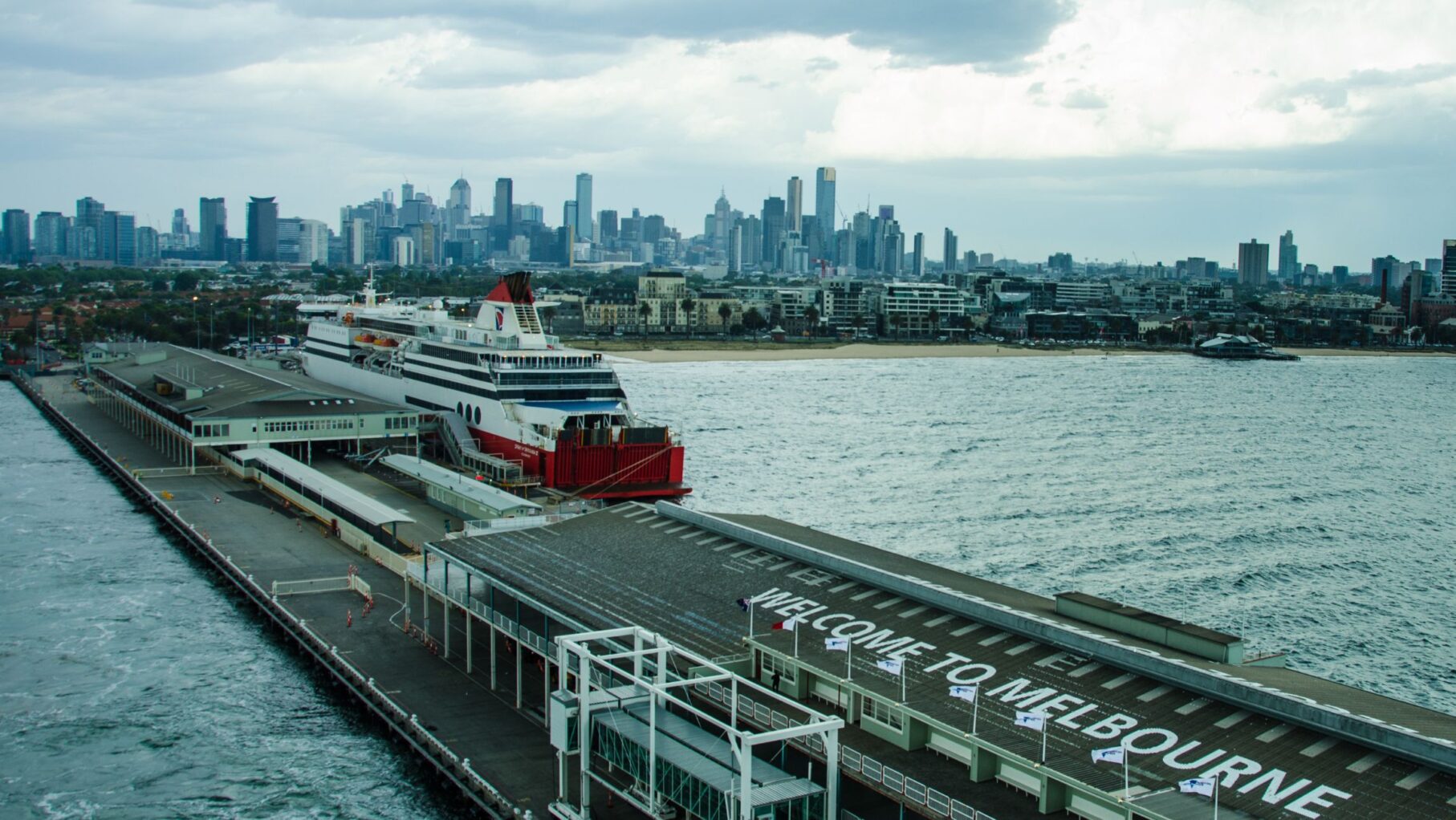 cruise pier melbourne