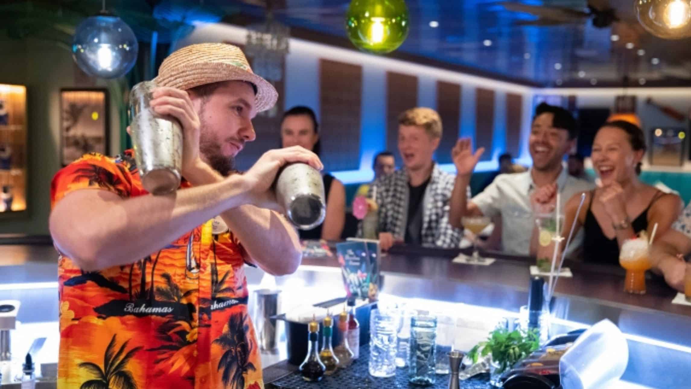 bartender on cruise ship