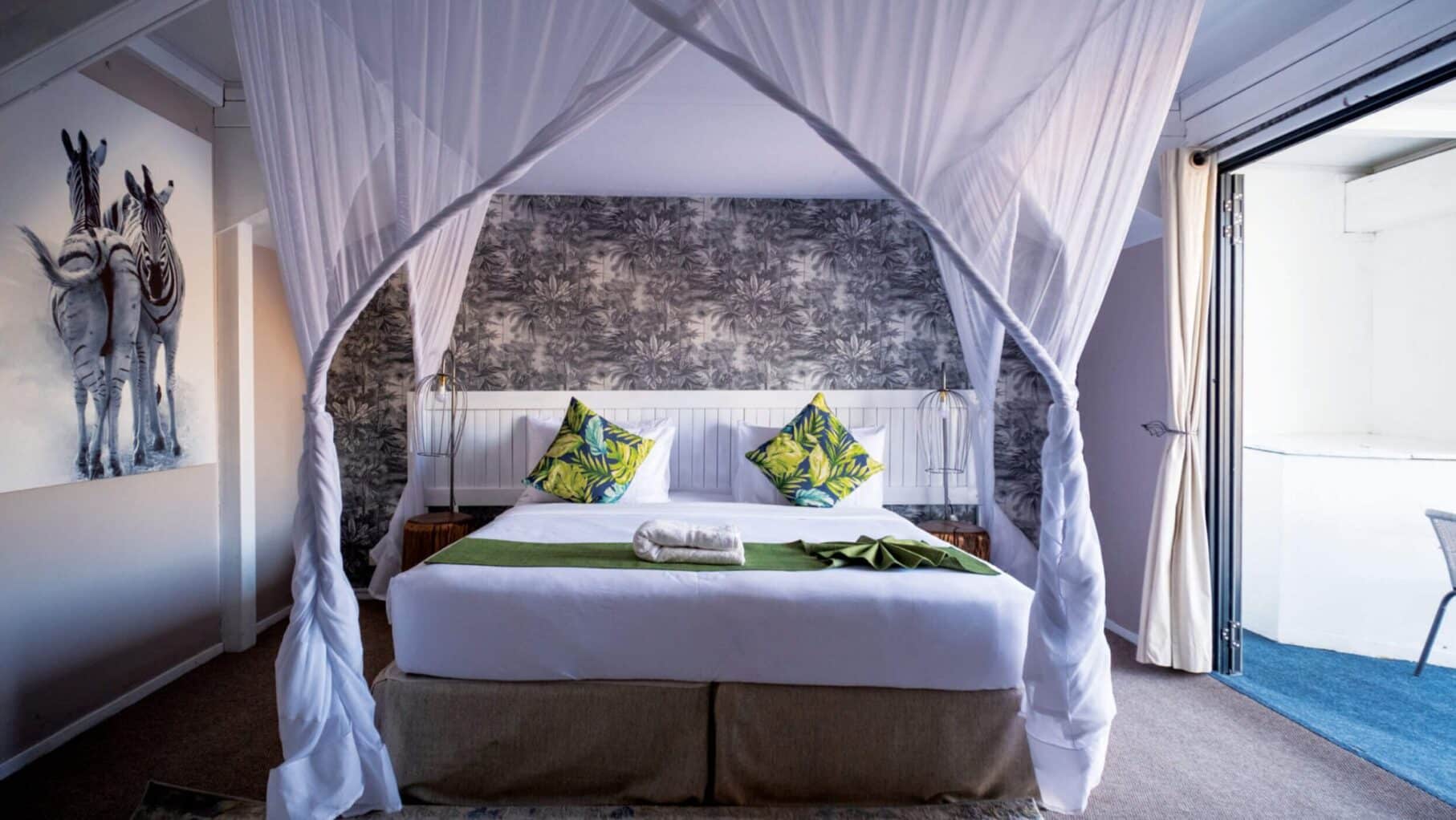Zambezi Trader suite 1 1